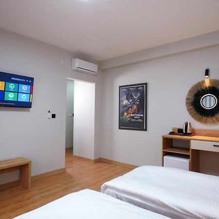 Meet Istanbul Hotel Kadikoy Екстериор снимка