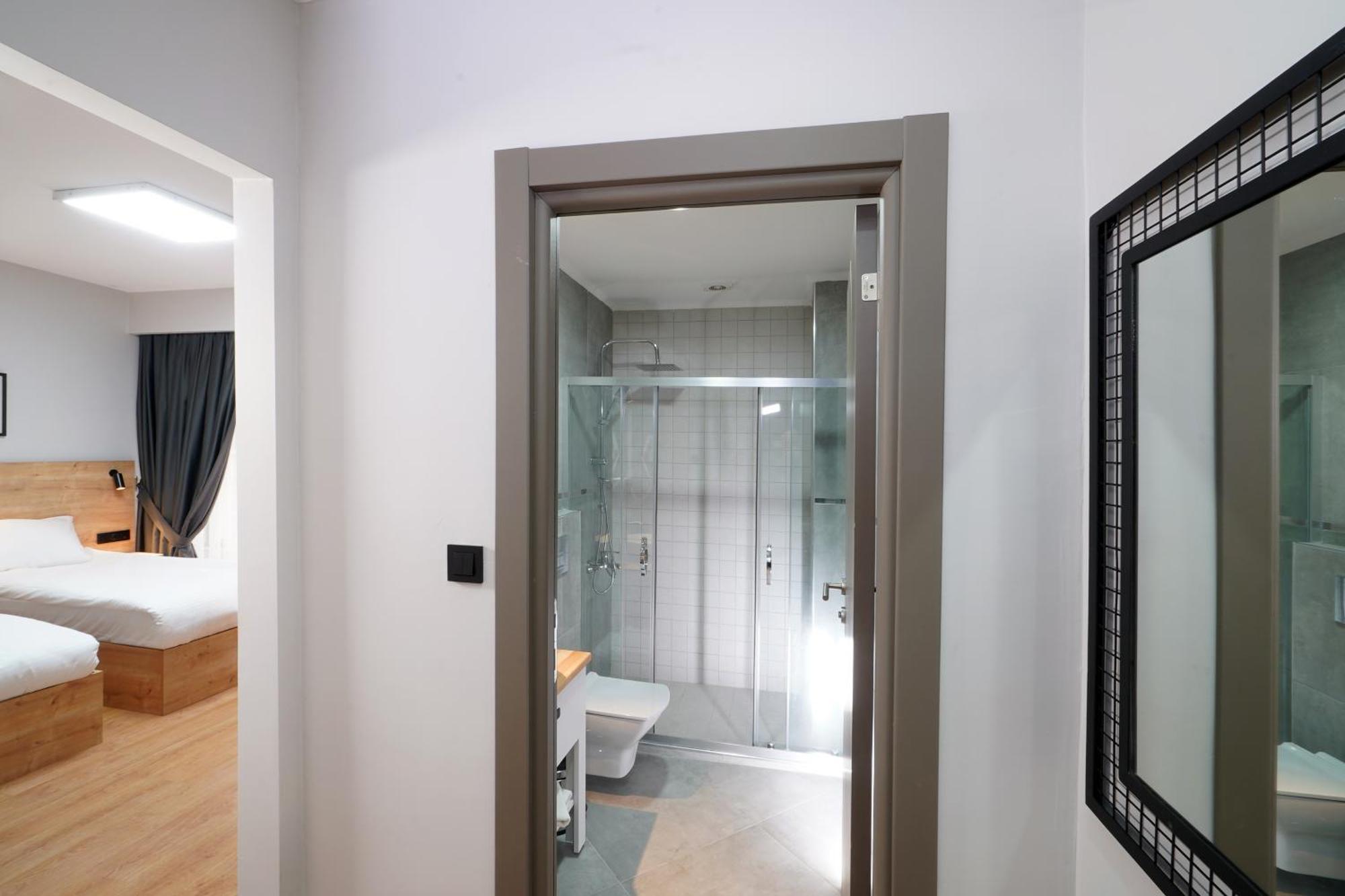 Meet Istanbul Hotel Kadikoy Екстериор снимка